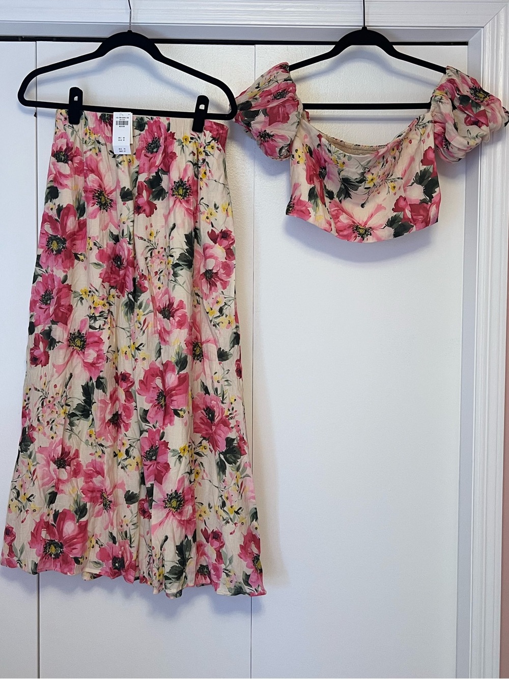 Abercrombie & Fitch Matching Set- Floral Pink Midi Skirt and Top - Women